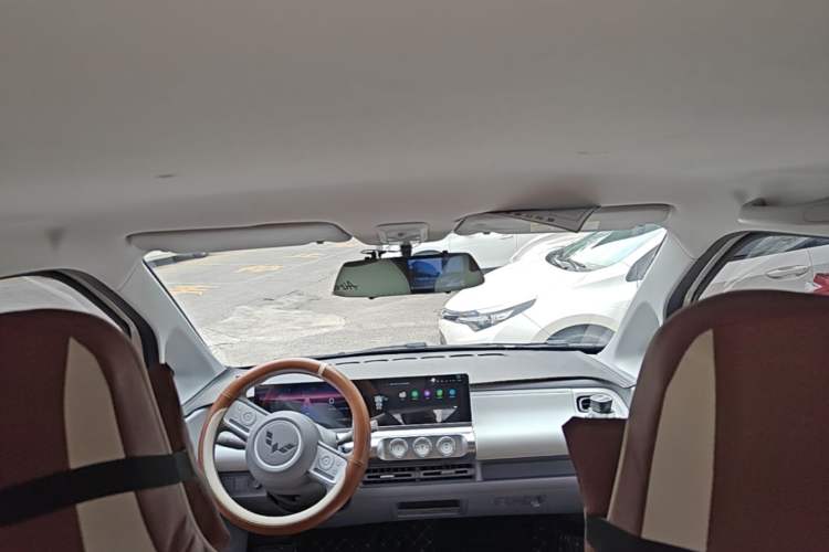 Used Wuling Air ev 2023 - Four Seats - Advanced Edition Headliner