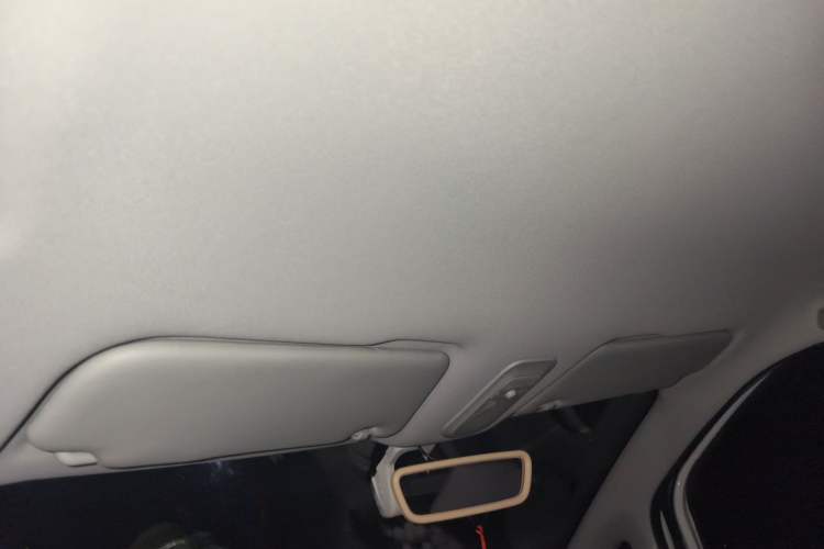Used Wuling Air ev 2023 – Two-Seater – Advanced Version Headliner