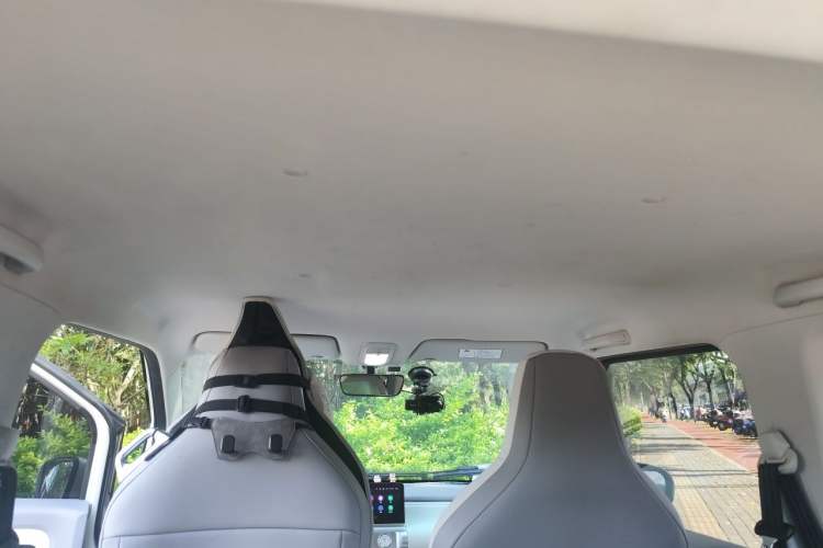 Used Wuling Air ev 2023 - Four Seats - Advanced Edition Headliner