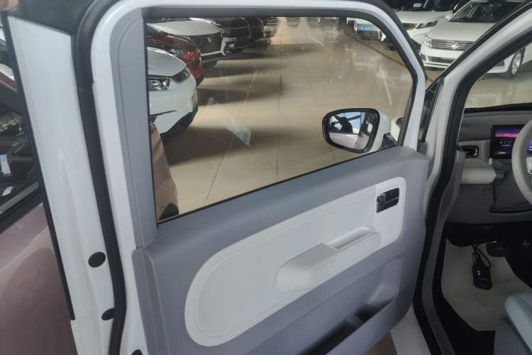 Used Wuling Air ev 2023 - Four Seats - Advanced Edition Interior 7