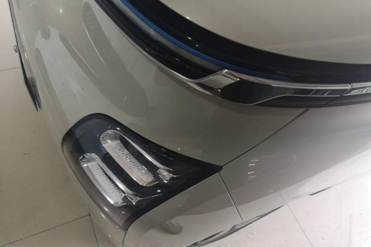 Used Wuling Air ev 2023 - Four Seats - Advanced Edition Left Front Headlight