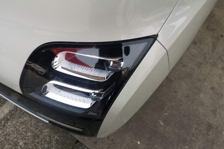 Used Wuling Air ev 2023 - Four Seats - Advanced Edition Left Front Headlight