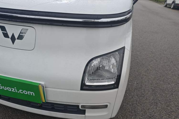 Used Wuling Air ev 2023 - Four Seats - Standard Edition Left Front Headlight