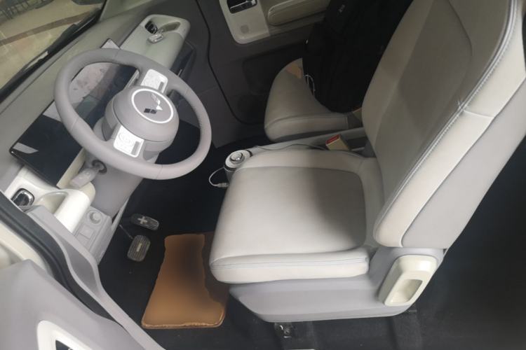 Used Wuling Air ev 2023 - Four Seats - Advanced Edition Left Front Seat