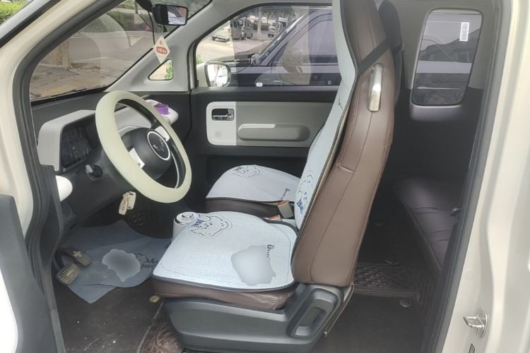 Used Wuling Air ev 2023 - Four Seats - Standard Edition Left Front Seat