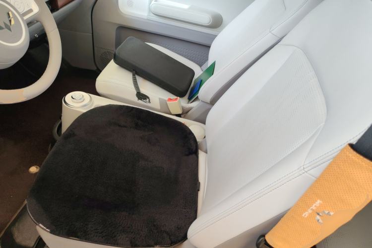 Used Wuling Air ev 2023 - Four Seats - Advanced Edition Left Front Seat