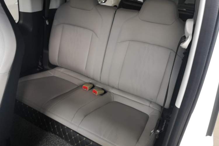 Used Wuling Air ev 2023 - Four Seats - Standard Edition Left Rear Seat