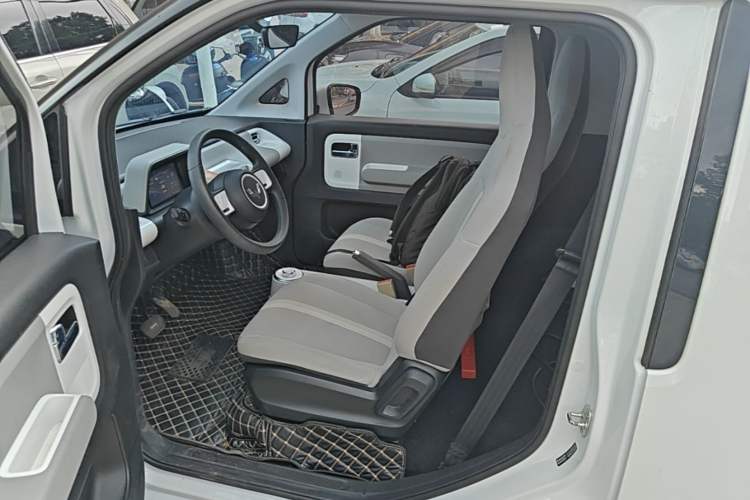Used Wuling Air ev 2023 – Two-Seater - Standard Edition Left Rear Seat