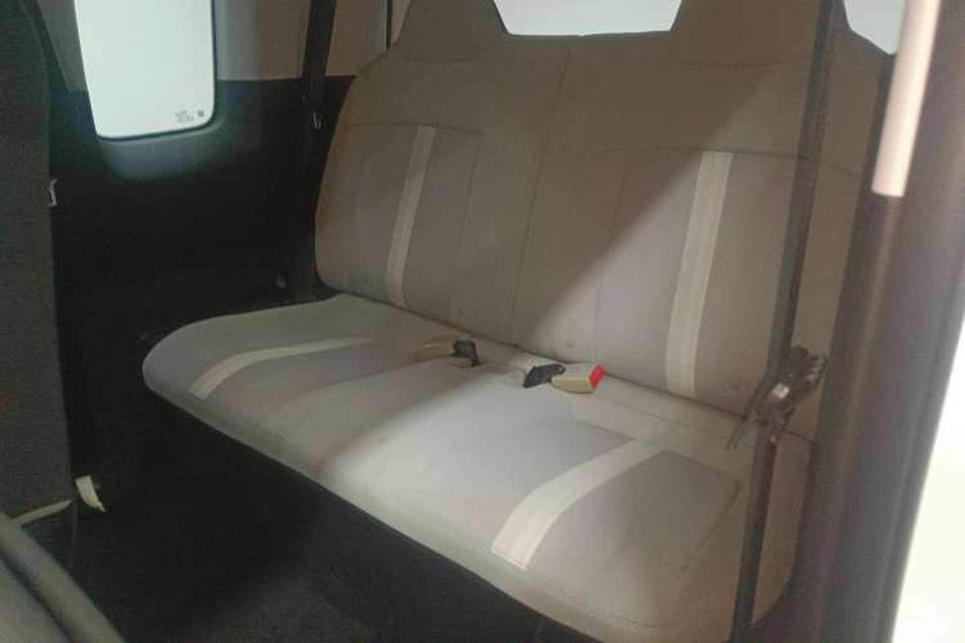 Used Wuling Air ev 2023 - Four Seats - Standard Edition Left Rear Seat