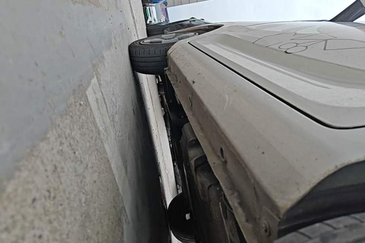 Used Wuling Air ev 2023 – Two-Seater - Standard Edition Left Side Sill