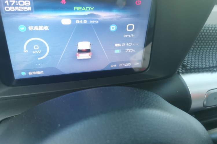 Used Wuling Air ev 2023 – Two-Seater - Standard Edition Odometer Close Up