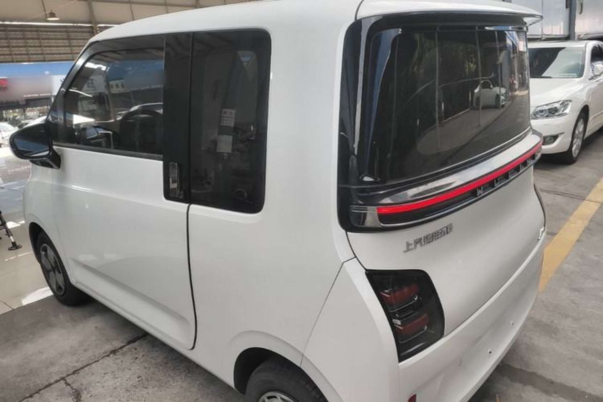 Used Wuling Air ev 2023 - Four Seats - Advanced Edition Rear Left 45 Deg