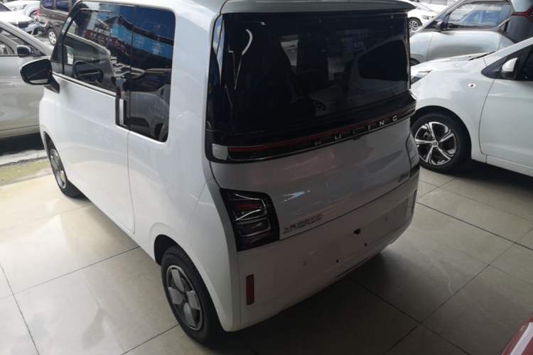 Used Wuling Air ev 2023 - Four Seats - Standard Edition Rear Left 45 Deg