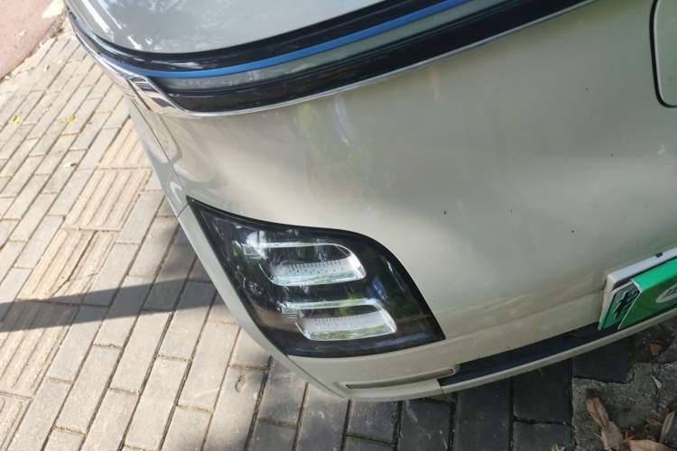 Used Wuling Air ev 2023 - Four Seats - Advanced Edition Right Front Headlight