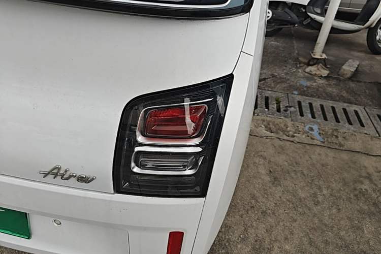 Used Wuling Air ev 2023 – Two-Seater - Standard Edition Right Rear Taillight