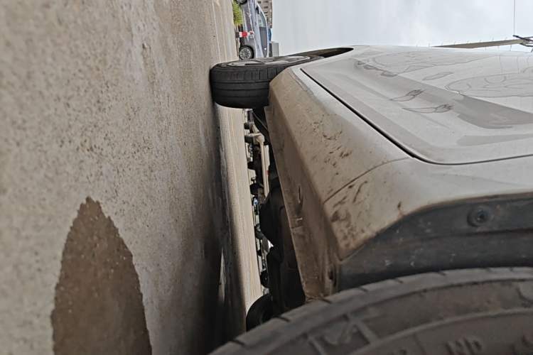 Used Wuling Air ev 2023 – Two-Seater - Standard Edition Right Side Sill
