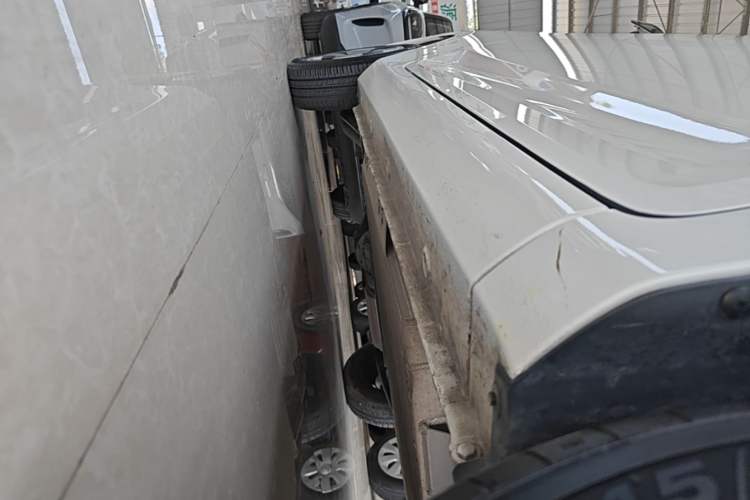 Used Wuling Air ev 2023 - Four Seats - Advanced Edition Right Side Sill