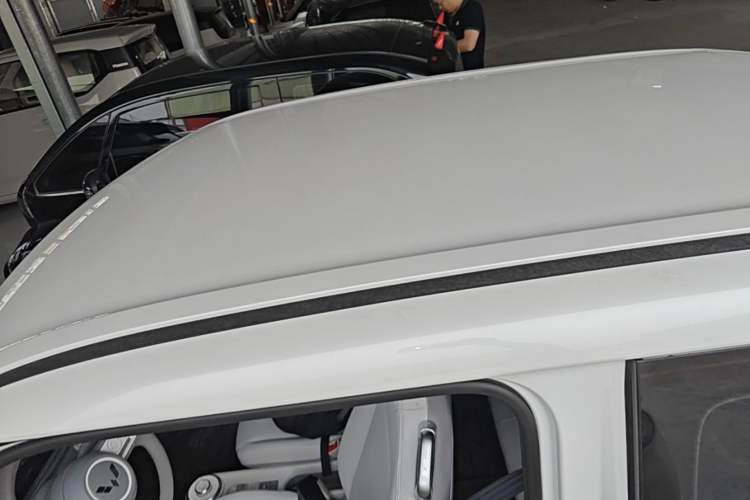 Used Wuling Air ev 2023 - Four Seats - Advanced Edition Roof