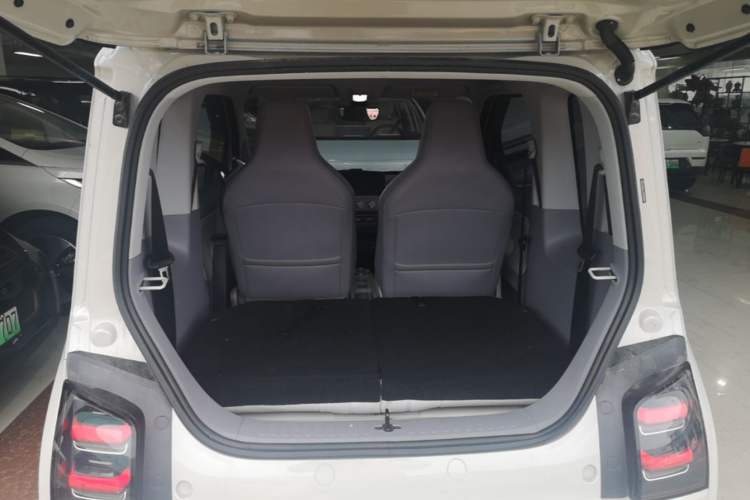 Used Wuling Air ev 2023 - Four Seats - Advanced Edition Trunk