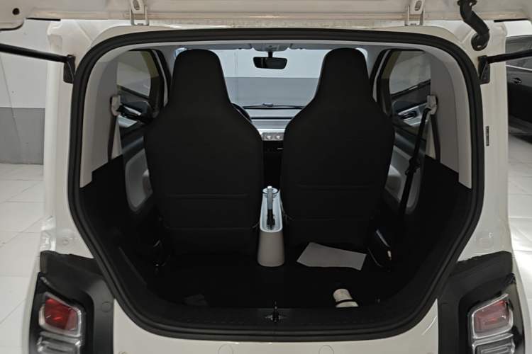 Used Wuling Air ev 2023 – Two-Seater - Standard Edition Trunk