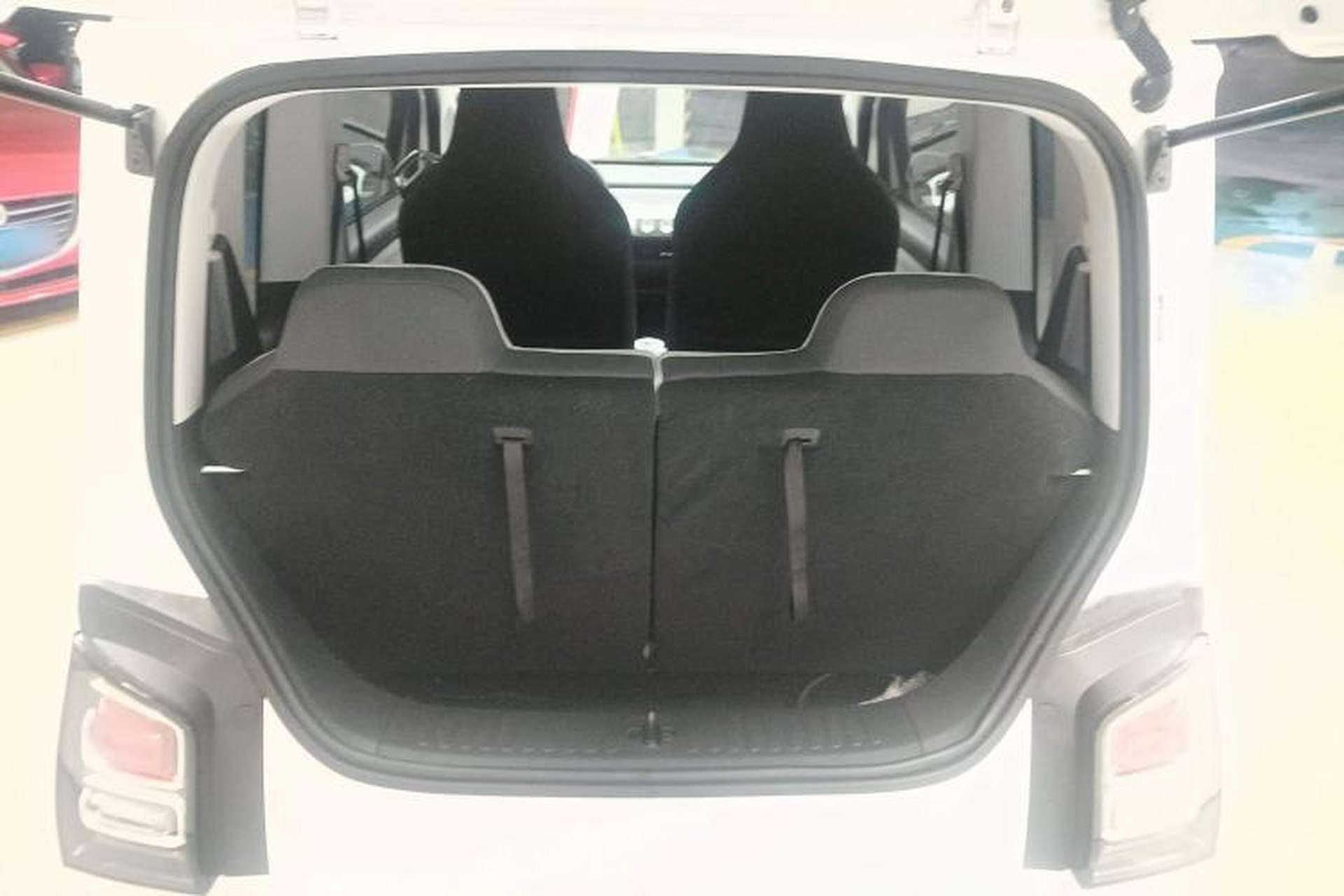 Used Wuling Air ev 2023 - Four Seats - Standard Edition Trunk
