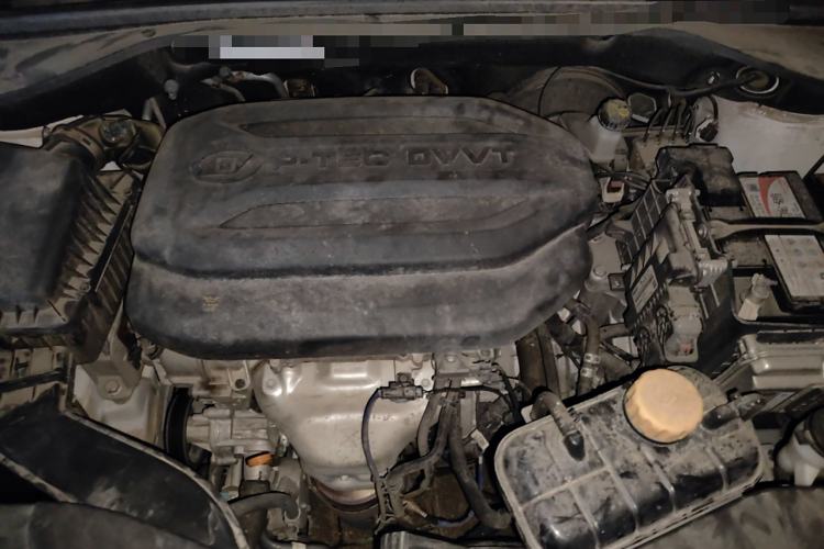 Used Wuling Alvez 2022 1.5L CVT Comfort Edition Engine Bay