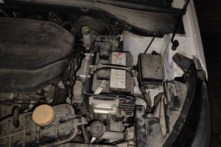 Used Wuling Alvez 2022 1.5L CVT Comfort Edition Engine Bay Left