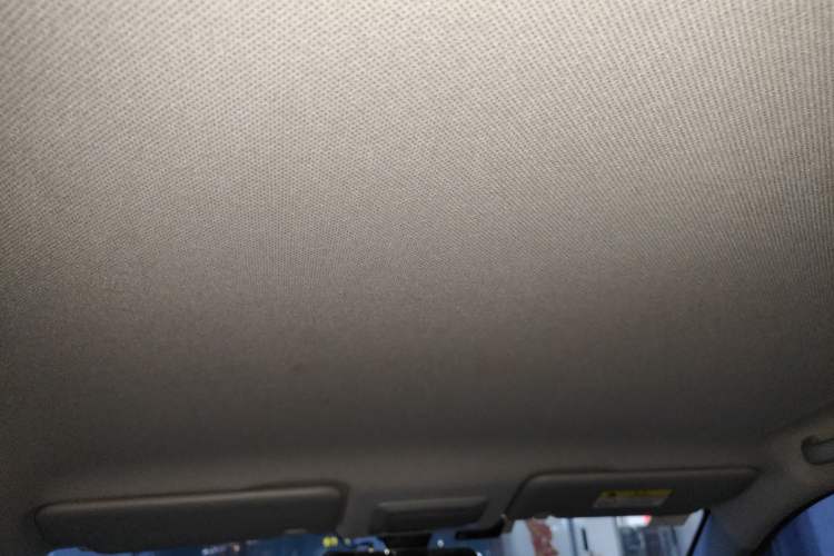 Used Wuling Alvez 2022 1.5L CVT Comfort Edition Headliner