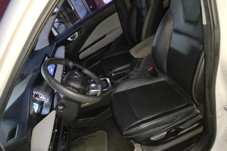 Used Wuling Alvez 2022 1.5L CVT Comfort Edition Left Front Seat