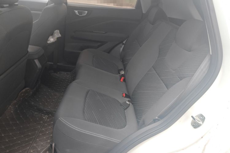 Used Wuling Alvez 2022 1.5L Manual Free-Style Model Left Rear Seat