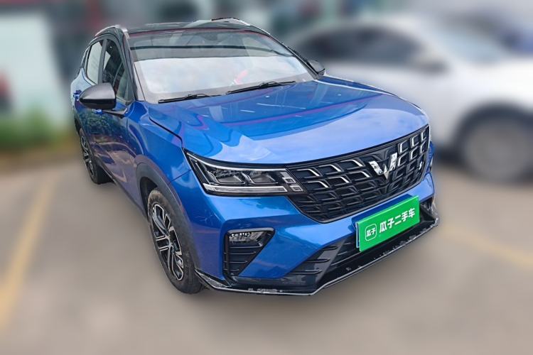 Used Wuling Alvez 2022 1.5T CVT Trendy & Cool Edition Front Right 45 Deg