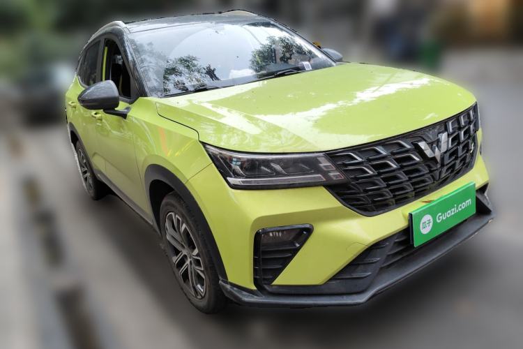 Used Wuling Alvez 2022 1.5T CVT Trendy & Cool Edition Front Right 45 Deg