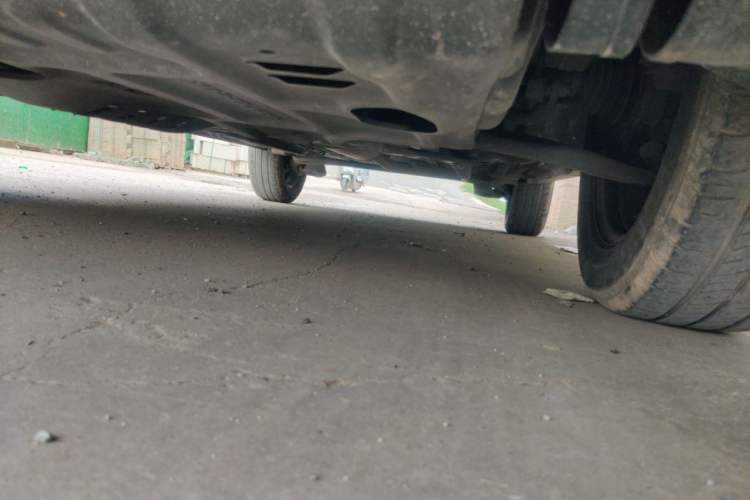 Used Wuling Alvez 2022 1.5L Manual Free-Style Model Chassis Front Left