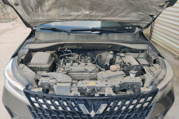 Used Wuling Alvez 2022 1.5L Manual Free-Style Model Engine Bay