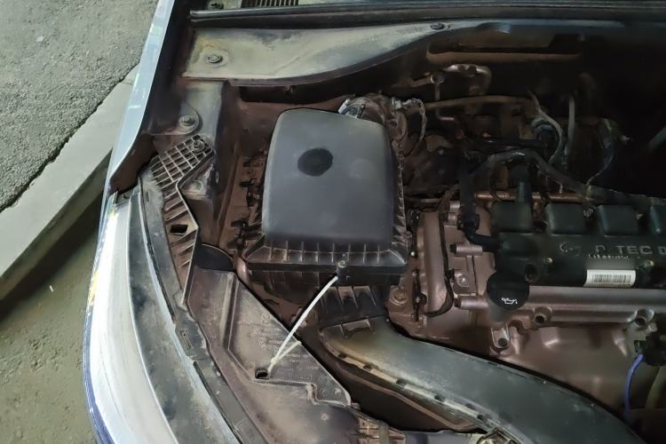 Used Wuling Alvez 2022 1.5L Manual Free-Style Model Engine Bay Right