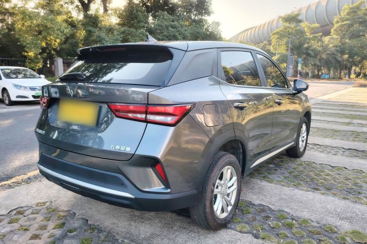 Used Wuling Alvez 2022 1.5L CVT Comfort Edition Exterior 4