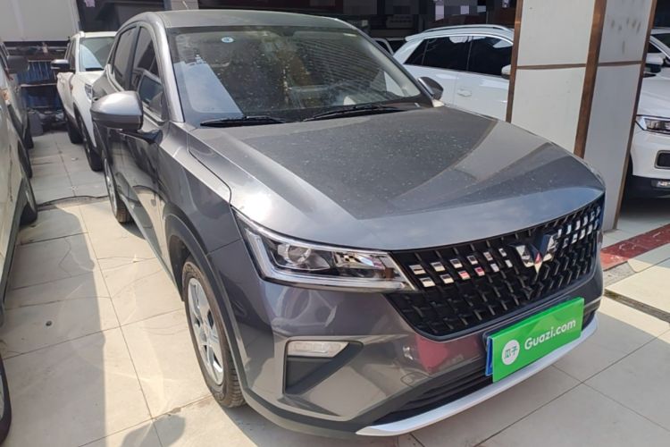 Used Wuling Alvez 2022 1.5L Manual Free-Style Model Front Right 45 Deg