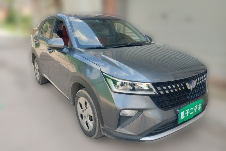 Used Wuling Alvez 2022 1.5L Manual Free-Style Model Front Right 45 Deg