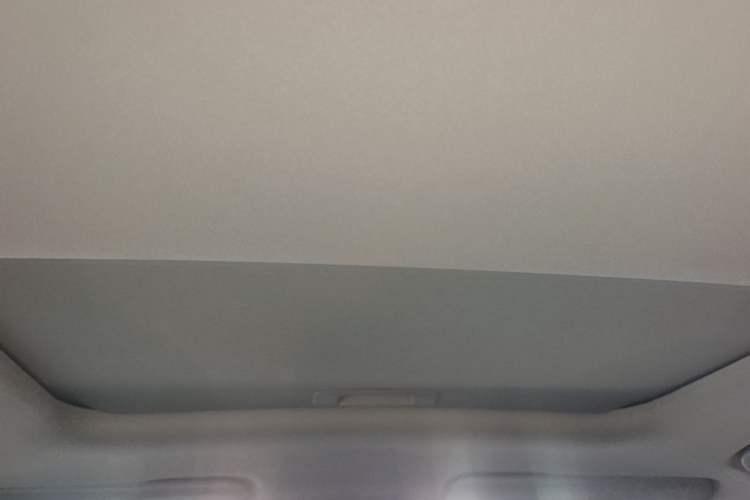 Used Wuling Alvez 2022 1.5L Manual Comfort Version Headliner