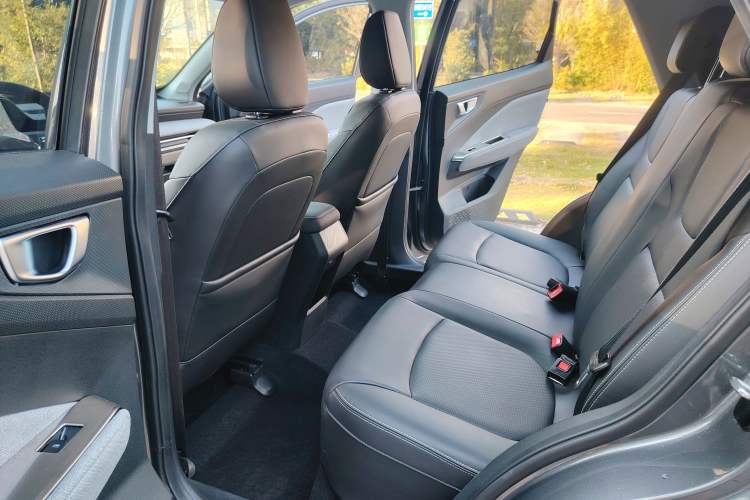 Used Wuling Alvez 2022 1.5L CVT Comfort Edition Interior 2