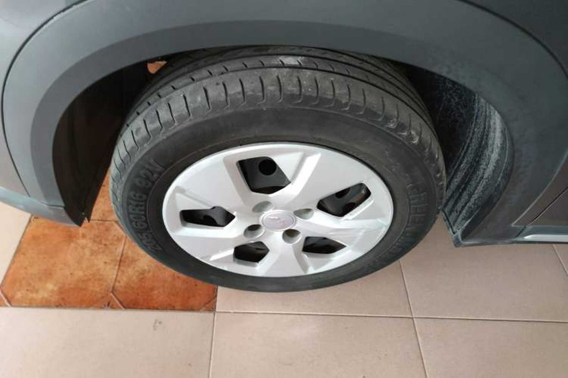 Used Wuling Alvez 2022 1.5L Manual Free-Style Model Left Front Wheel Hub