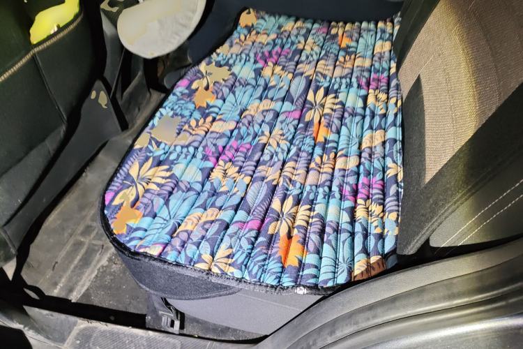 Used Wuling Alvez 2022 1.5L Manual Free-Style Model Left Rear Seat