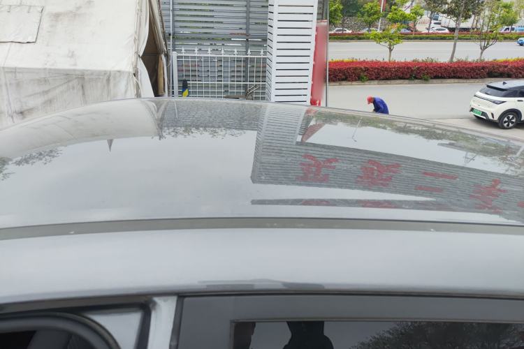 Used Wuling Alvez 2022 1.5L Manual Free-Style Model Roof