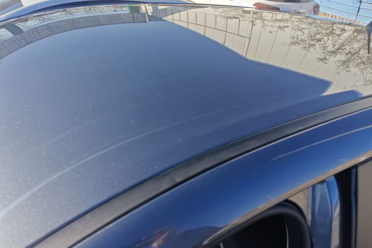 Used Wuling Alvez 2022 1.5L Manual Free-Style Model Roof