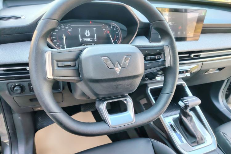 Used Wuling Alvez 2022 1.5L CVT Comfort Edition Steering Wheel