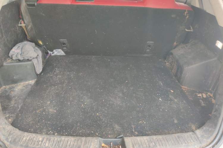 Used Wuling Alvez 2022 1.5L Manual Free-Style Model Trunk
