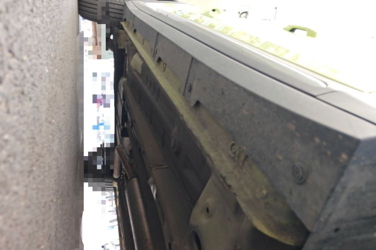 Used Wuling Alvez 2022 1.5L Manual Free-Style Model Chassis Front Right