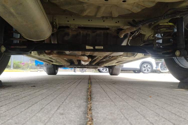 Used Wuling Alvez 2022 1.5L Manual Free-Style Model Chassis Rear