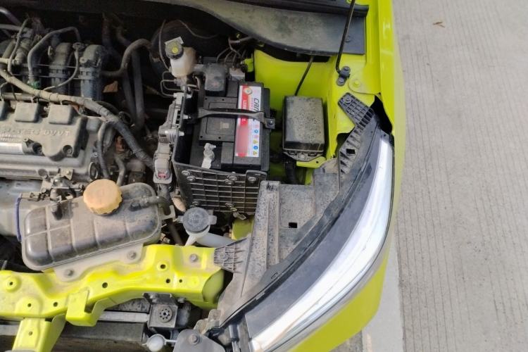 Used Wuling Alvez 2022 1.5L Manual Free-Style Model Engine Bay Left
