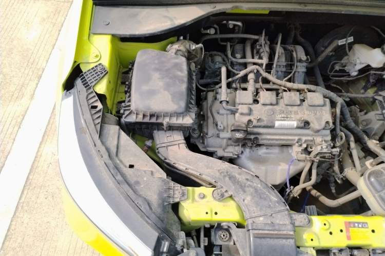 Used Wuling Alvez 2022 1.5L Manual Free-Style Model Engine Bay Right